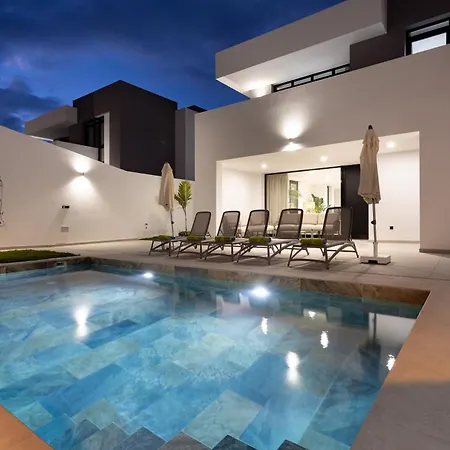 New! Gorvorana 2 - Up To 10 Guests, Private Pool Los Realejos