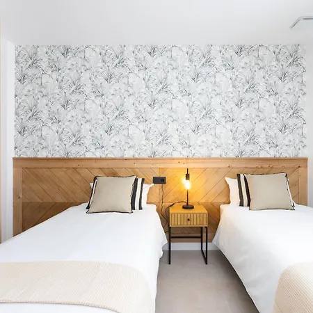 New! Gorvorana 2 - Up To 10 Guests, Private Pool 펜션 *