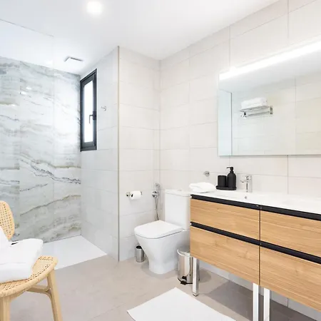 New! Gorvorana 2 - Up To 10 Guests, Private Pool 펜션